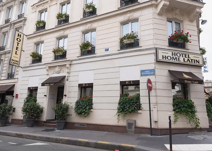 Home Latin Parigi